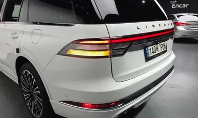 Lincoln Aviator 2023, 47800 км, за 31249.58 USD - фото 23