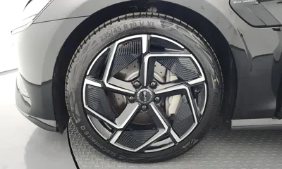 BYD Seal 2026, 5907 км, за 24939.76 USD