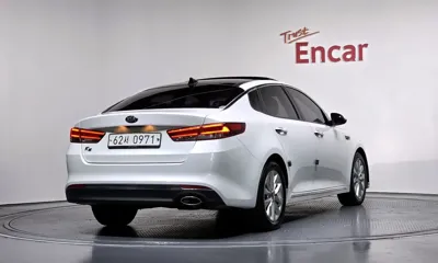 Kia K5 2016, 25027 км, за 8125.85 USD - фото 2