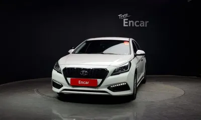 Hyundai Sonata 2015, 119697 км, за 6240.14 USD