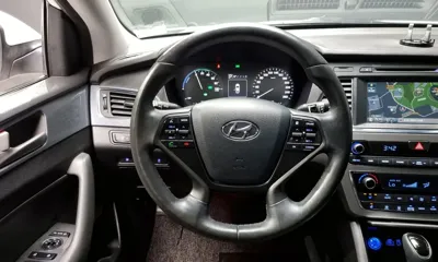 Hyundai Sonata 2015, 119697 км, за 6240.14 USD - фото 13