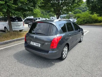 Peugeot 308 2013, 170000 км, за 1888.39 USD