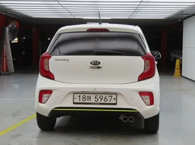 Kia Morning 2017, 73542 км, за 4296.67 USD