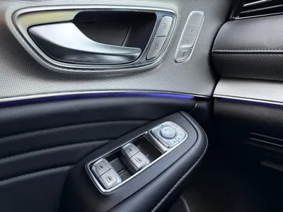 Roewe RX5 Max 2020, 40000 км, за 7363.2 USD - фото 14