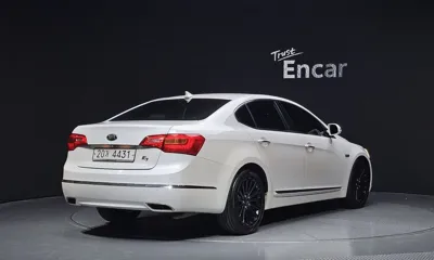 Kia K7 2011, 95112 км, за 2100.56 USD