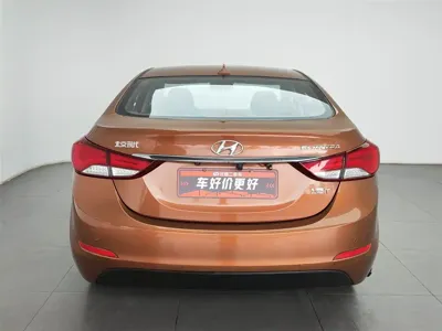 Hyundai Elantra Langdong 2012, 75500 км, за 2339.57 USD