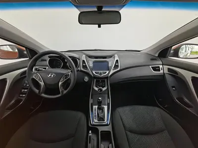 Hyundai Elantra Langdong 2012, 75500 км, за 2339.57 USD