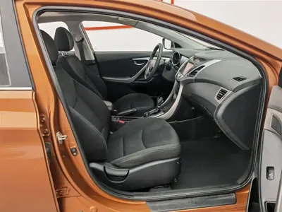 Hyundai Elantra Langdong 2012, 75500 км, за 2339.57 USD - фото 23