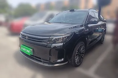 Hima AITO M7 · 2024 год
