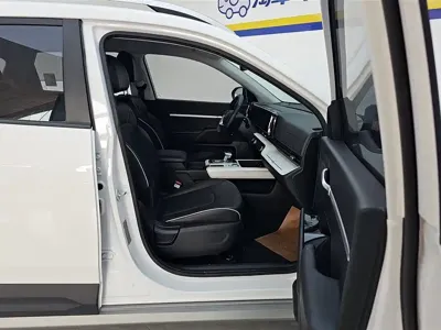Hyundai ix35 2024, 5300 км, за 12586.57 USD - фото 8
