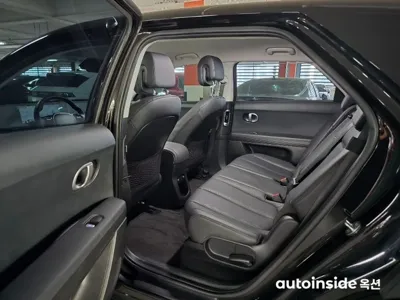 Hyundai Ioniq5 2023, 65986 км, за 24716.63 USD