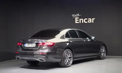 Mercedes-Benz E-Class 2021, 105908 км, за 21127.21 USD