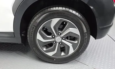 Hyundai Kona 2021, 93801 км, за 13062.89 USD