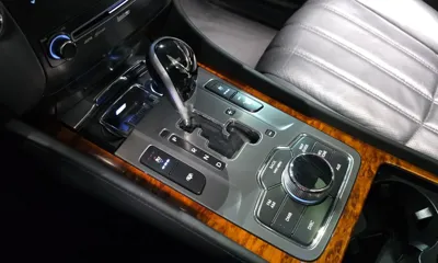 Hyundai Equus 2011, 87260 км, за 4413.96 USD - фото 9