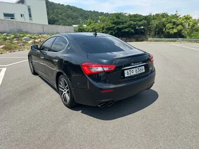 Maserati Ghibli 2016, 102700 км, за 7817.59 USD