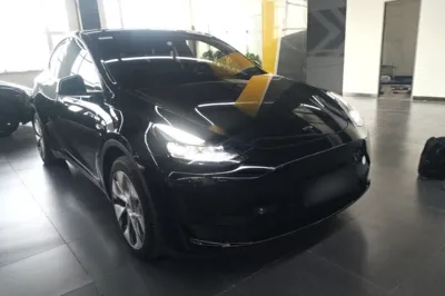 Tesla Model Y 2022, 100500 км, за 23389 USD