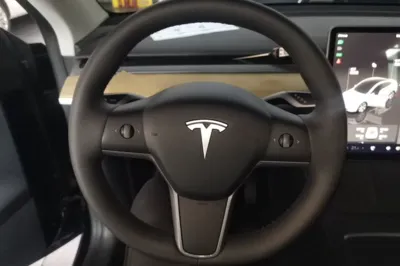 Tesla Model Y 2022, 100500 км, за 23389 USD - фото 13