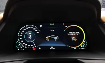 Hyundai Sonata 2023, 42371 км, за 17509.08 USD - фото 8