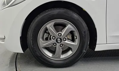 Hyundai Avante 2016, 110096 км, за 5682.19 USD