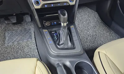 Hyundai Avante 2016, 110096 км, за 5682.19 USD - фото 9
