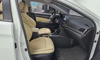 Hyundai Avante 2016, 110096 км, за 5682.19 USD - фото 11