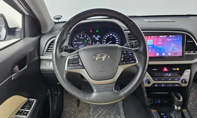Hyundai Avante 2016, 110096 км, за 5682.19 USD - фото 13