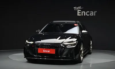 Audi RS6 2025, 4175 км, за 112461.77 USD