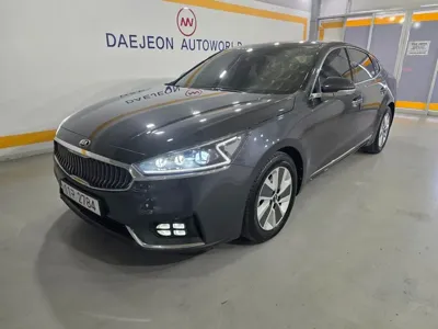 Kia K7 · 2017 год