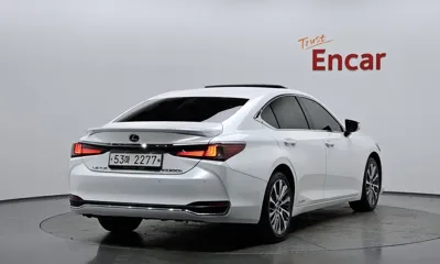 Lexus ES 2019, 78843 км, за 23730.85 USD