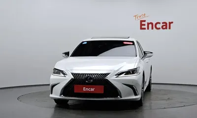 Lexus ES 2019, 78843 км, за 23730.85 USD