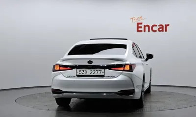 Lexus ES 2019, 78843 км, за 23730.85 USD