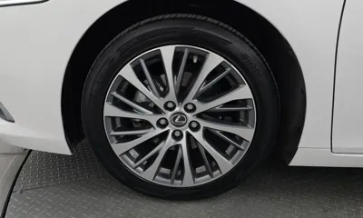 Lexus ES 2019, 78843 км, за 23730.85 USD