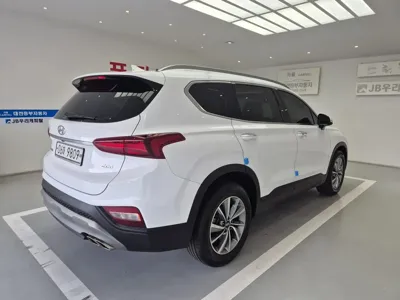 Hyundai Santafe 2019, 68225 км, за 13719.31 USD