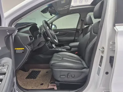 Hyundai Santafe 2019, 68225 км, за 13719.31 USD - фото 9