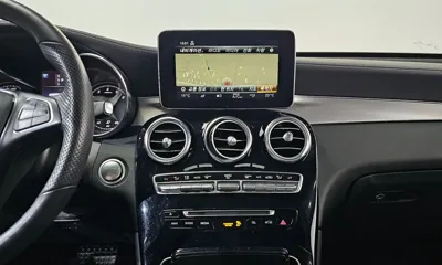 Mercedes-Benz GLC-Class 2019, 63162 км, за 22280.14 USD - фото 14