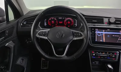 Volkswagen Tiguan 2021, 71724 км, за 19841.29 USD - фото 13