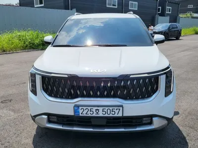 Kia Canival · 2025 год