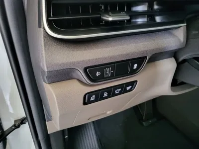 Kia Canival 2025, 2300 км, за 17218.53 USD - фото 11