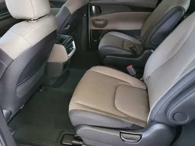 Kia Canival 2025, 2300 км, за 17218.53 USD - фото 13