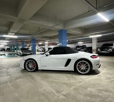 Porsche 718 2022, 19000 км, за 63814.52 USD