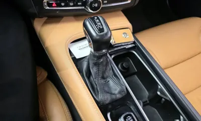 Volvo V90 2020, 121976 км, за 15370.46 USD - фото 9