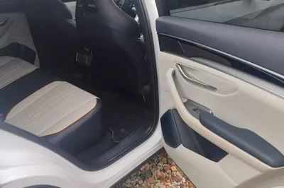 BYD Song PLUS New Energy 2023, 18200 км, за 16596 USD - фото 21