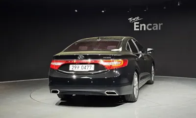 Hyundai Grandeur 2017, 106450 км, за 6039.12 USD