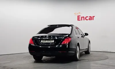 Mercedes-Benz S-Class 2015, 97613 км, за 18178.23 USD