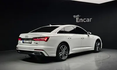 Audi A6 2023, 9174 км, за 33046.33 USD