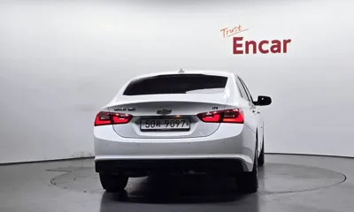 ChevroletGMDaewoo Malibu 2018, 111778 км, за 5602.61 USD