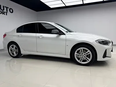 BMW 1 Series 2022, 25000 км, за 18164.74 USD