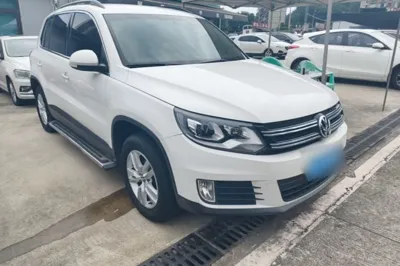 Volkswagen Tiguan 2016, 103500 км, за 7710 USD