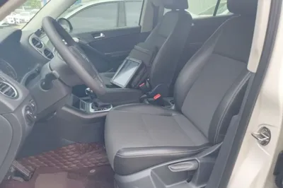 Volkswagen Tiguan 2016, 103500 км, за 7710 USD - фото 17