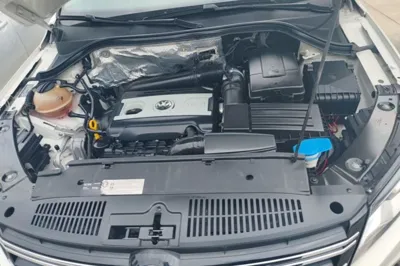 Volkswagen Tiguan 2016, 103500 км, за 7710 USD - фото 24